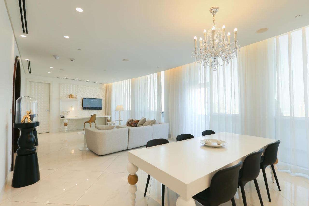 Hotel Mondrian Ad Dawhah Esterno foto A living room in a condominium