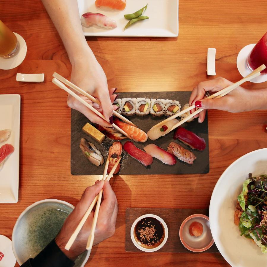 Hotel Mondrian Ad Dawhah Esterno foto Sushi