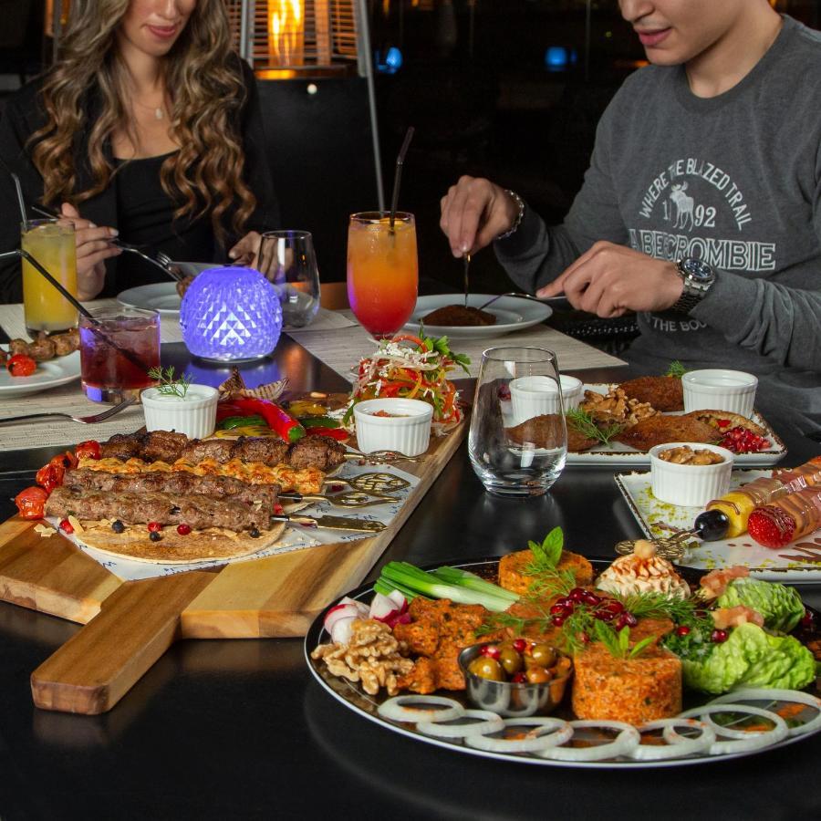 Hotel Mondrian Ad Dawhah Esterno foto A selection of Armenian cuisine