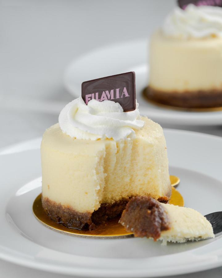 Hotel Mondrian Ad Dawhah Esterno foto Cheesecake