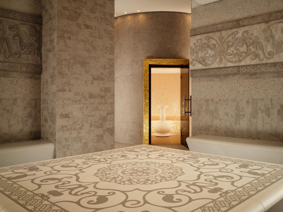 Hotel Mondrian Ad Dawhah Esterno foto Entrance to the spa