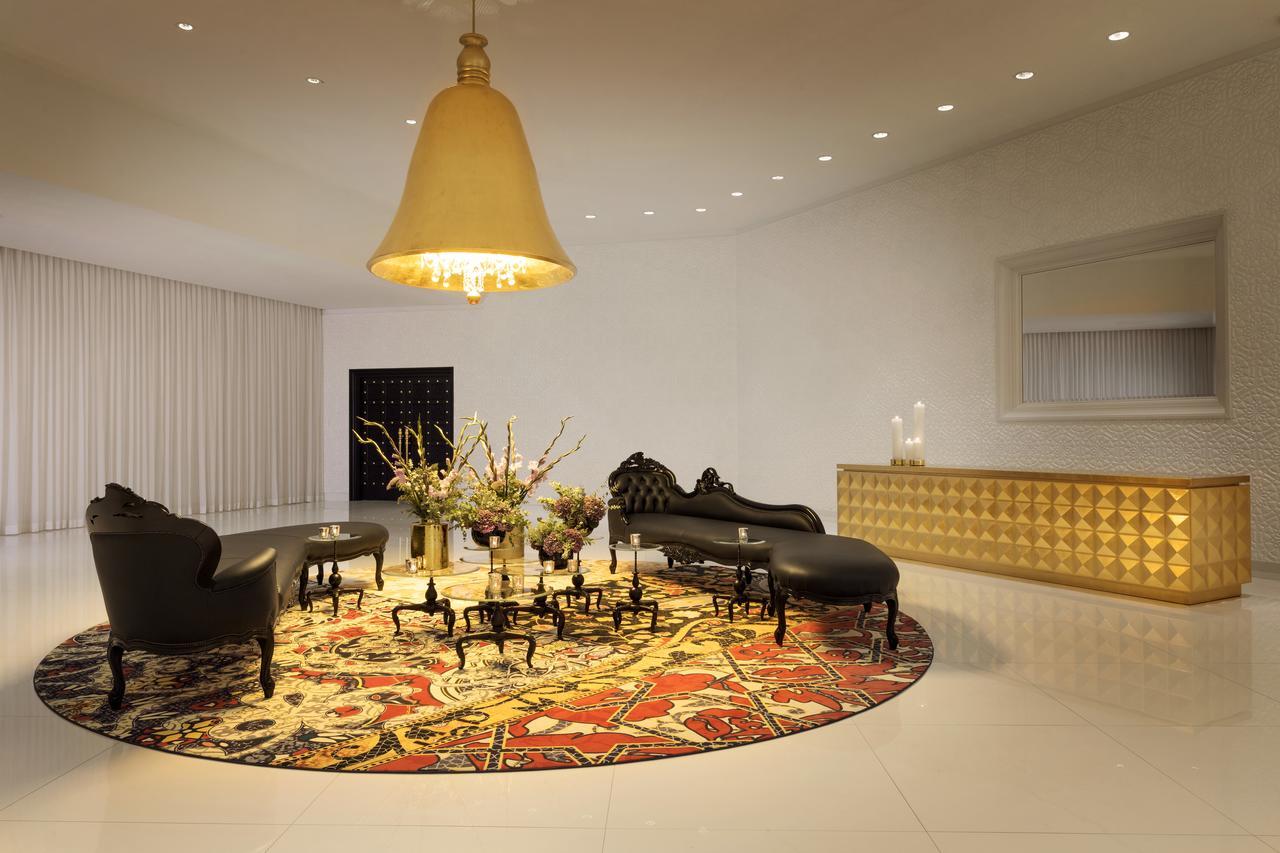 Hotel Mondrian Ad Dawhah Esterno foto The lobby of the hotel