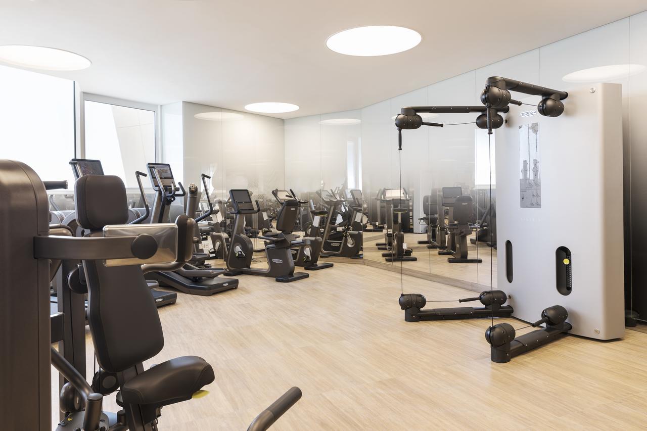 Hotel Mondrian Ad Dawhah Esterno foto A gym
