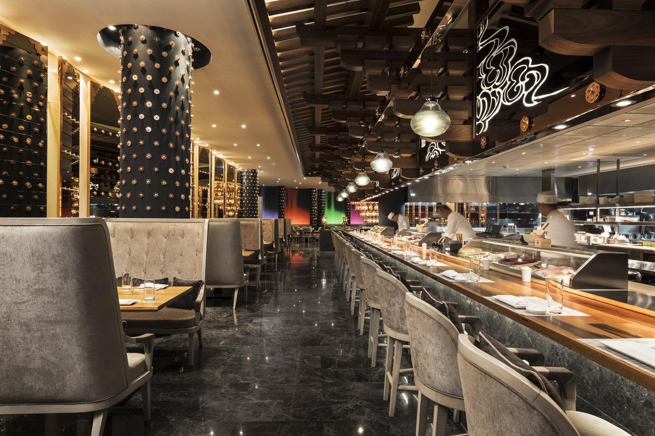 Hotel Mondrian Ad Dawhah Esterno foto Interior of a sushi restaurant