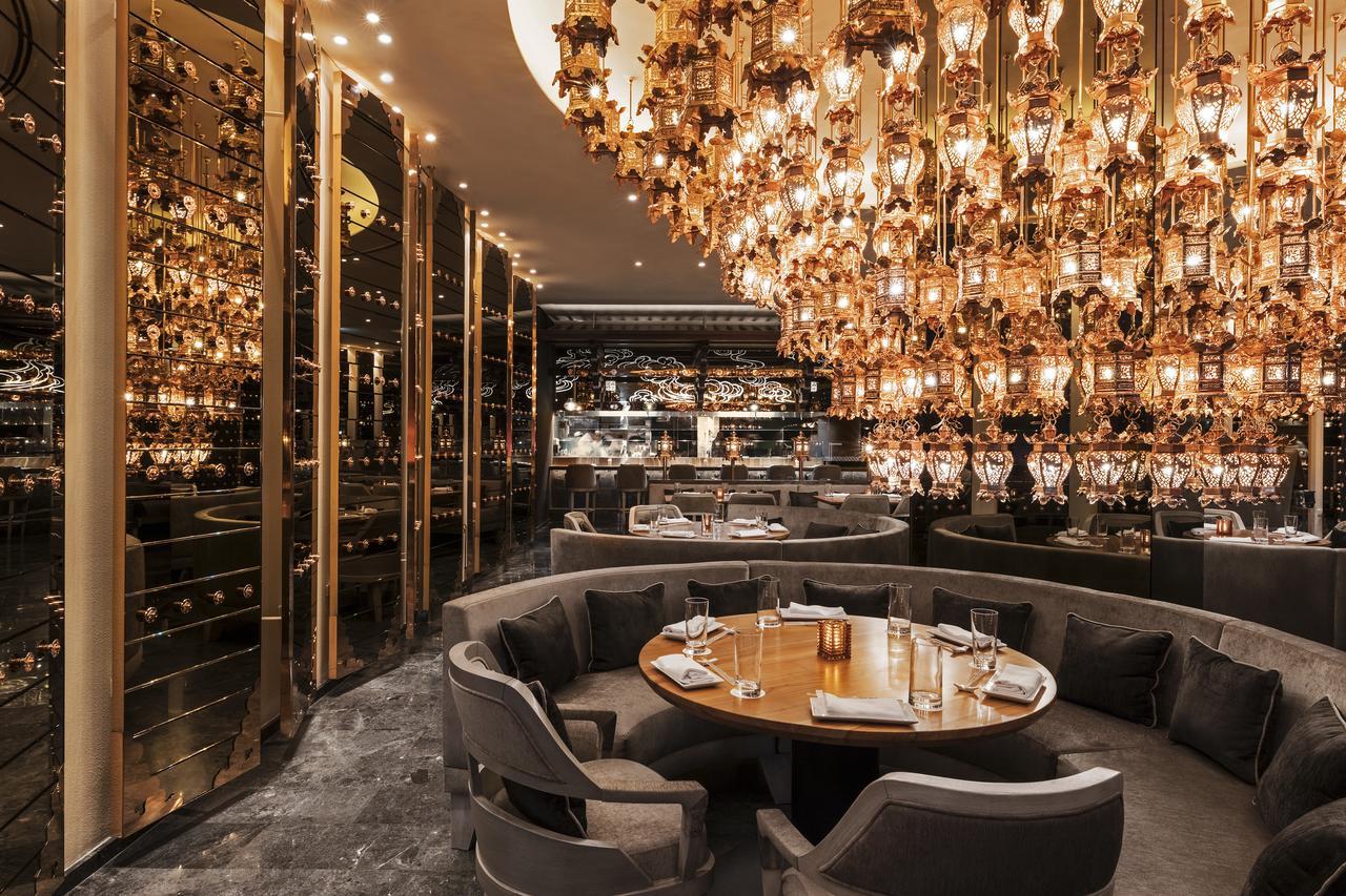 Hotel Mondrian Ad Dawhah Esterno foto The interior of the restaurant